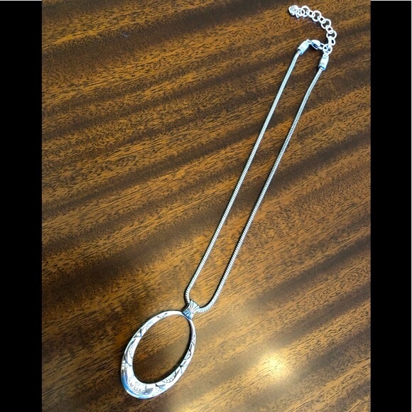 Retired  Brighton oval classic reversible pendant necklace - Picture 4 of 11